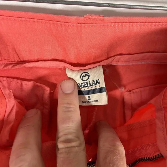 Magellan Chino Shorts Womens 2 Pink 3.5" Inseam Mid Rise Cotton Blend Button Zip - Picture 5 of 7